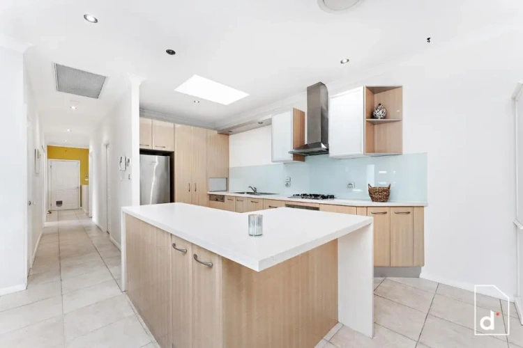 2 Bedrooms Cottage