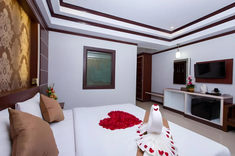 Phi Phi Andaman Beach Resort