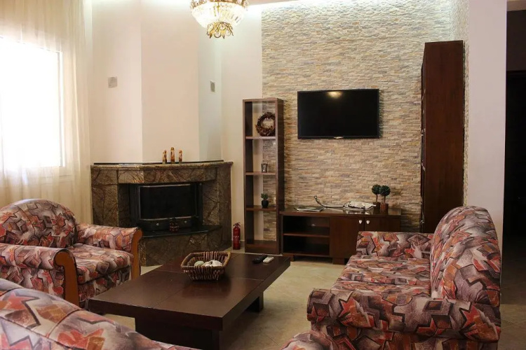 My Home - Meteora Central Apt - 2 BD