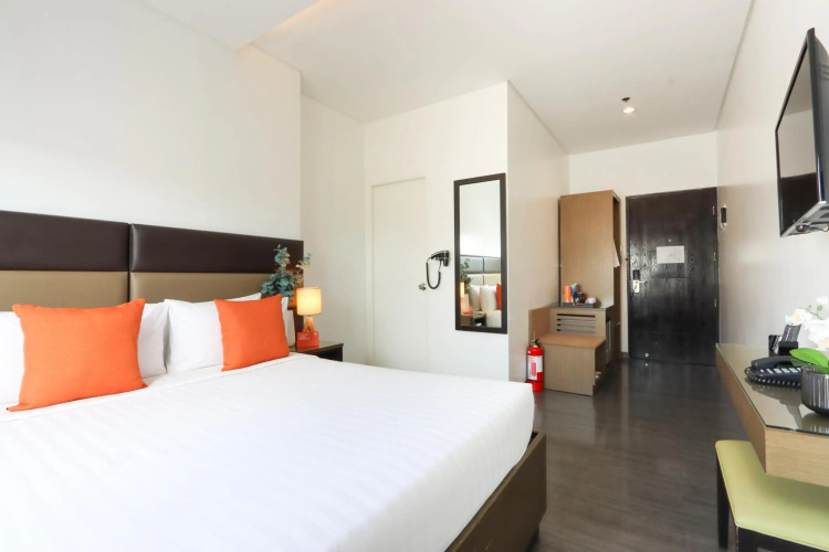 Privato Makati