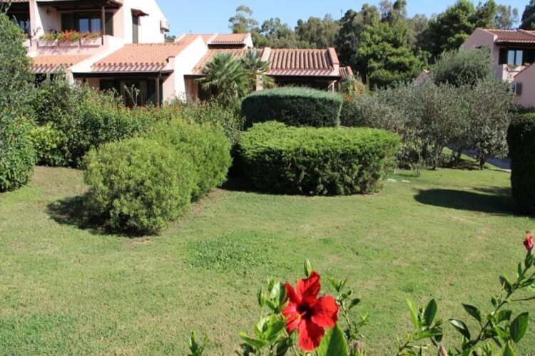 Albaruja Hotel Over view