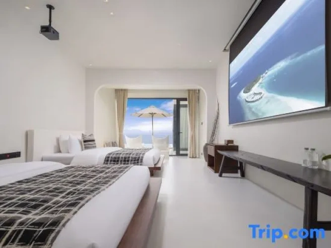 Standard Twin room with sea view