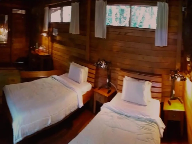 Twin Cottage