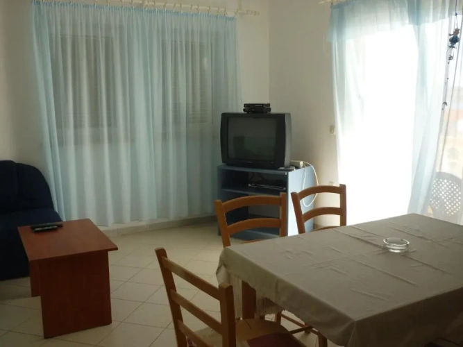Apartment with sea view