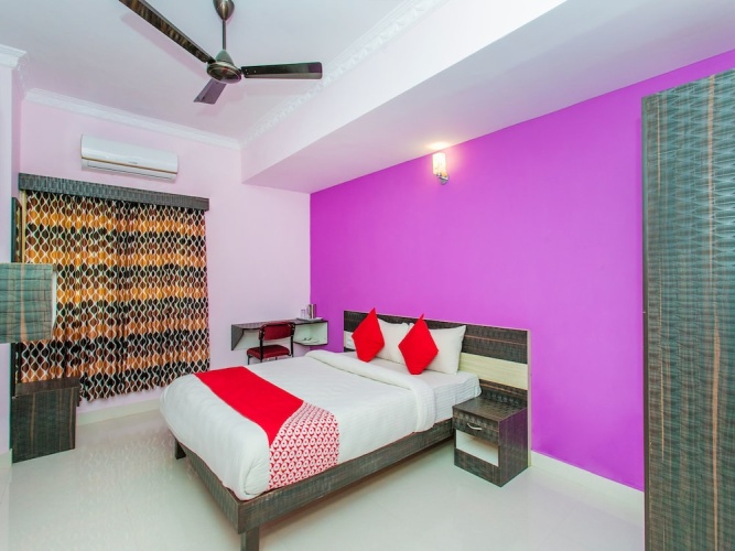 OYO 16842 Brahma Inn