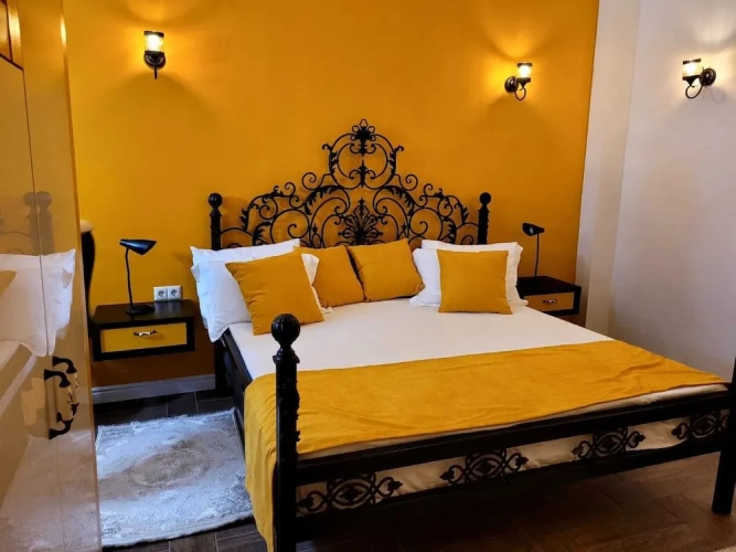 Standard room with balcony and with garden view