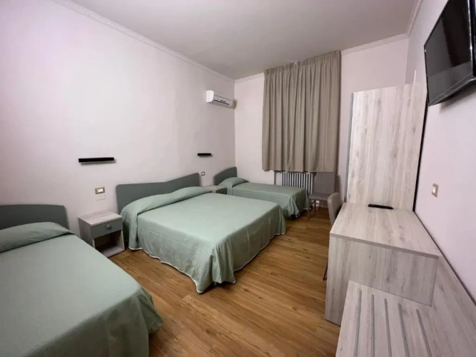 Standard Quadruple room