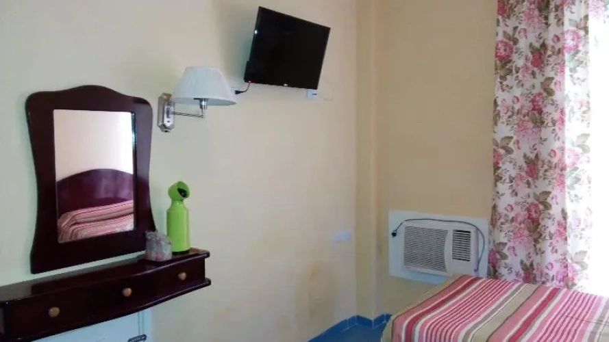 Standard Double room with city view