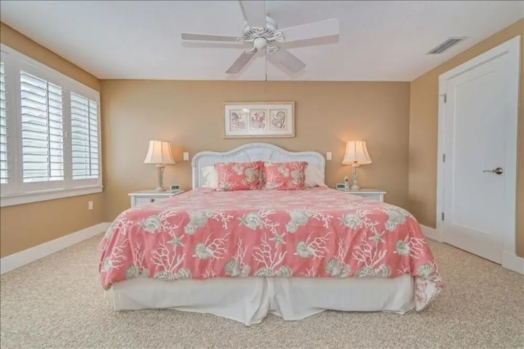 Turtleback Unit #12 - 3Br Villa