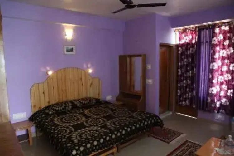 Malis Apple Lodge