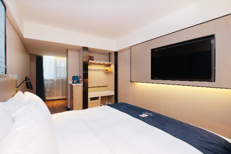 Superior room