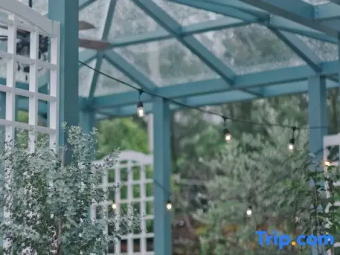 Yezi Garden Hotel