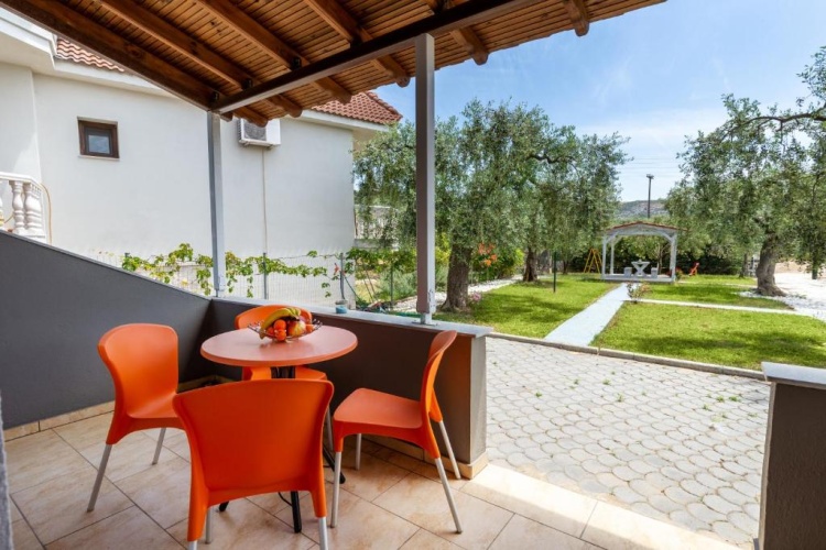 Studio with balcony and with view