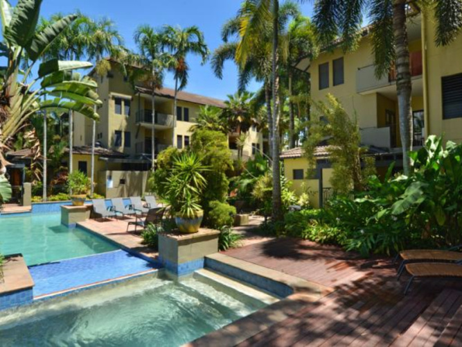 Quadruple Apartment