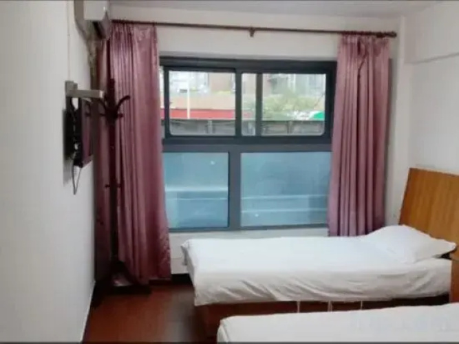 Shanghai Caihua Hotel
