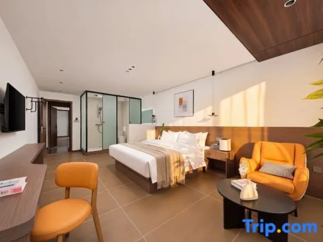 Standard Double room with view