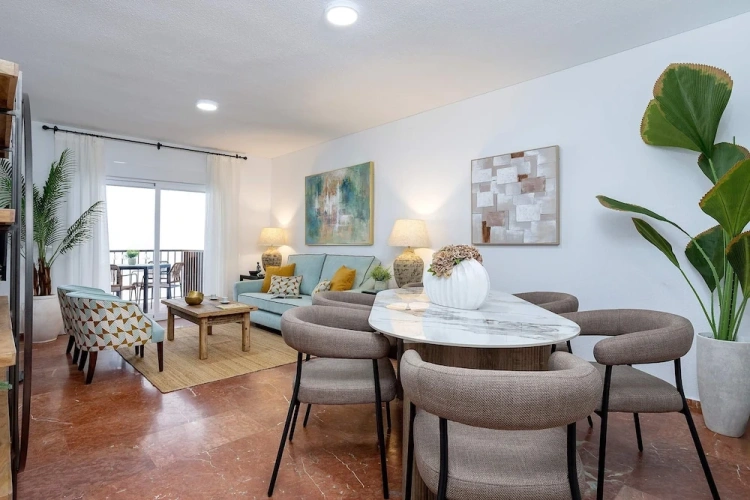 3 Bedrooms Apartment with balcony