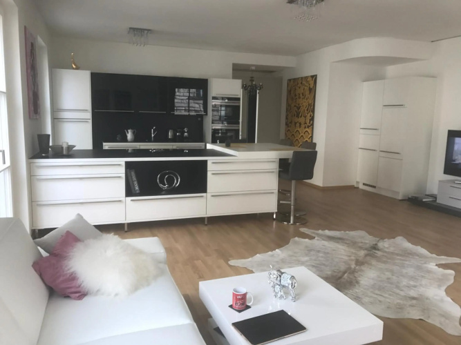 Luxury 145 m2 Apartment with Terrace