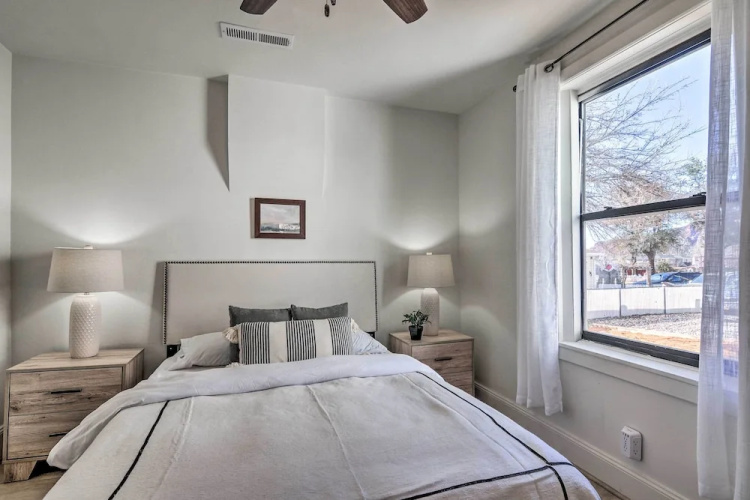Modern Kanab Home: Fire Pit, Red Rock Views!