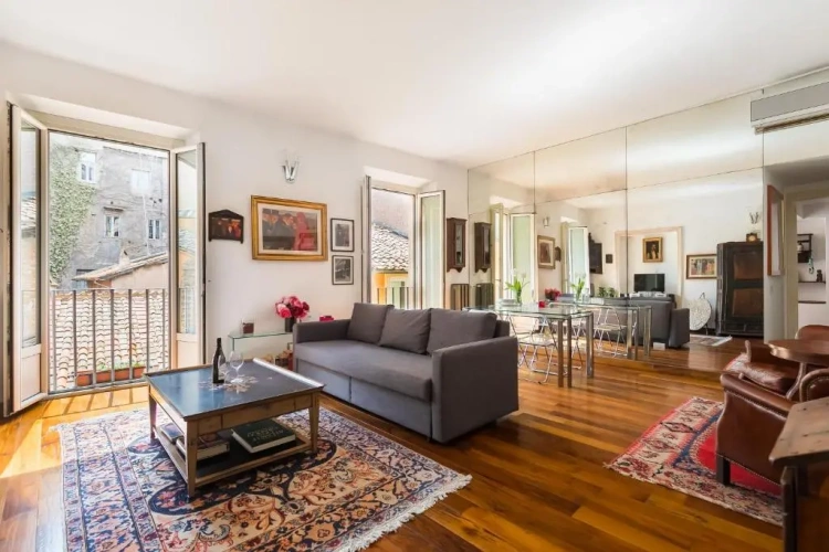 2 Bedrooms Apartment