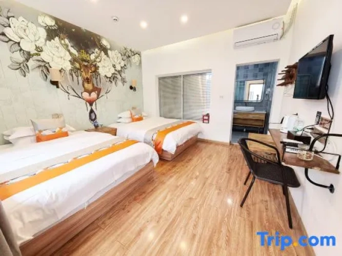Standard Twin Family room