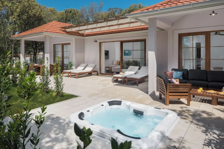 Luxury Villa with balcony