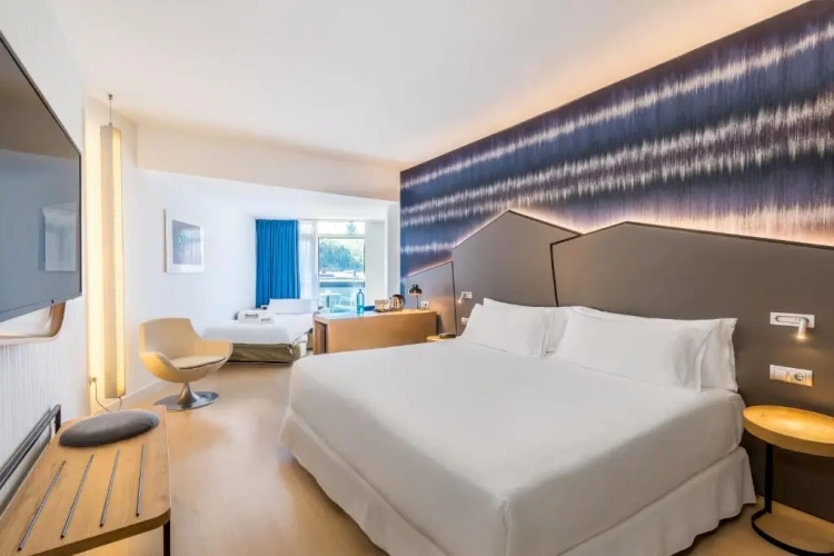 Deluxe Triple room