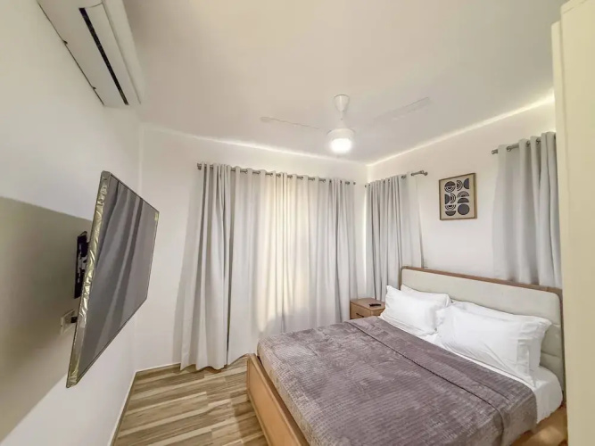 Hillside Condo - 2BR Charming APT Close to Strip!