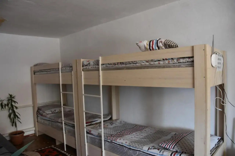 Happy Hostel