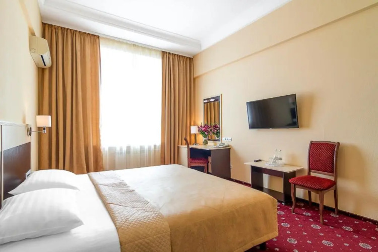 Hotel UkraineOver view