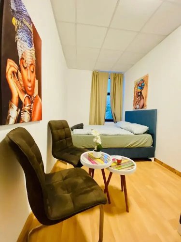 Cozy 3 Bedroom Apartment in Quiet Area