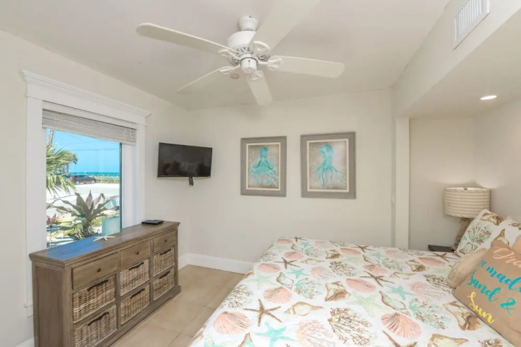 Bayside Bungalows by AMI Locals
