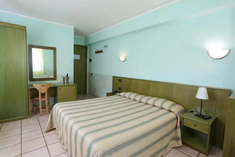 Hotel Cocoon