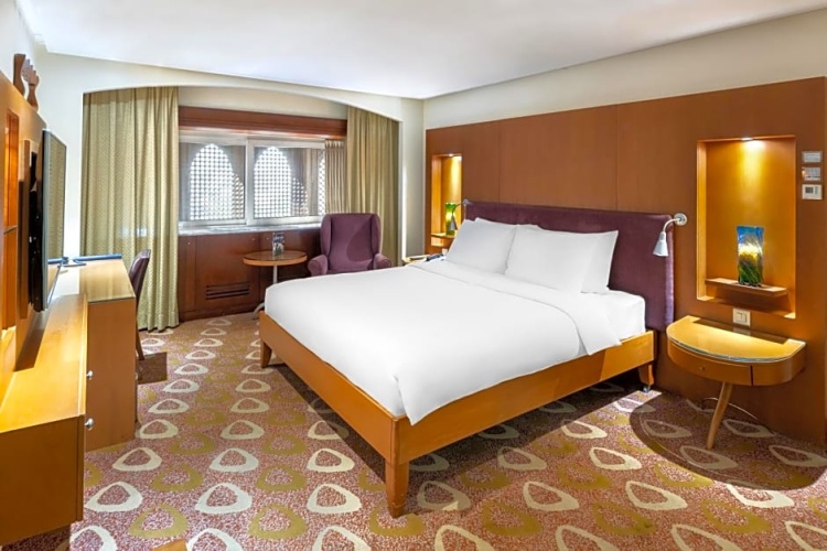 Superior room with view