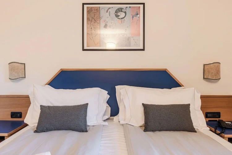 Classic Triple room