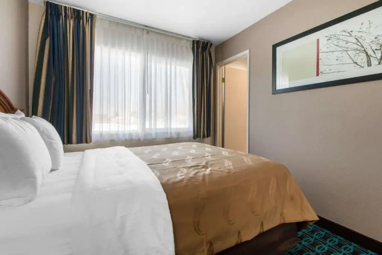 2 Bedrooms Suite