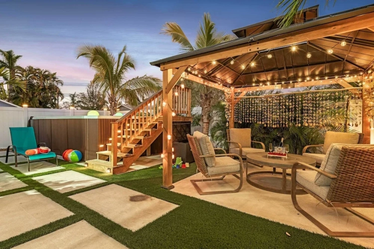 4 Bedrooms Cottage