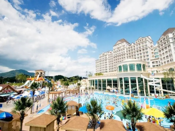 Huracle Resort