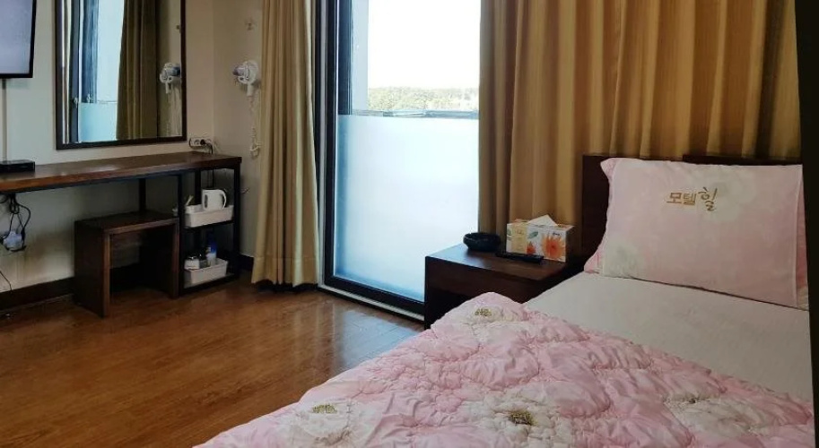 Goodstay Motel Hill