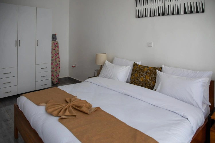 Ikaze Apartments