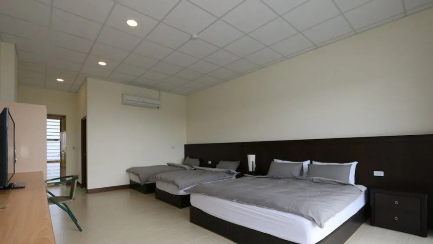 Flowing Hostel