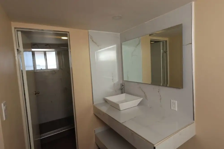 Standard Suite