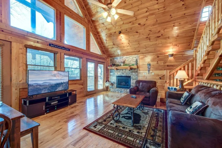 Hemlock Manor by Jackson Mountain Rentals