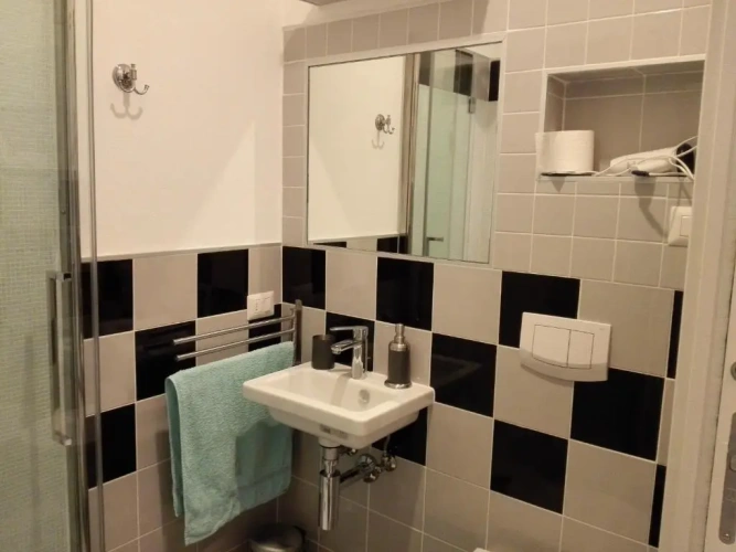Standard Single room