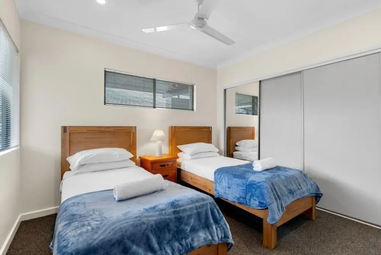 Bright 3-bedroom Beachside Stay With Pool & BBQ