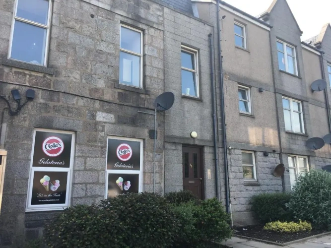 2 Bedrooms Double Apartment