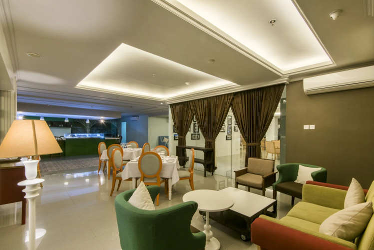 Yan's House Hotel