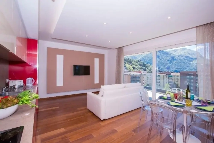 1 Bedroom Apartment with balcony