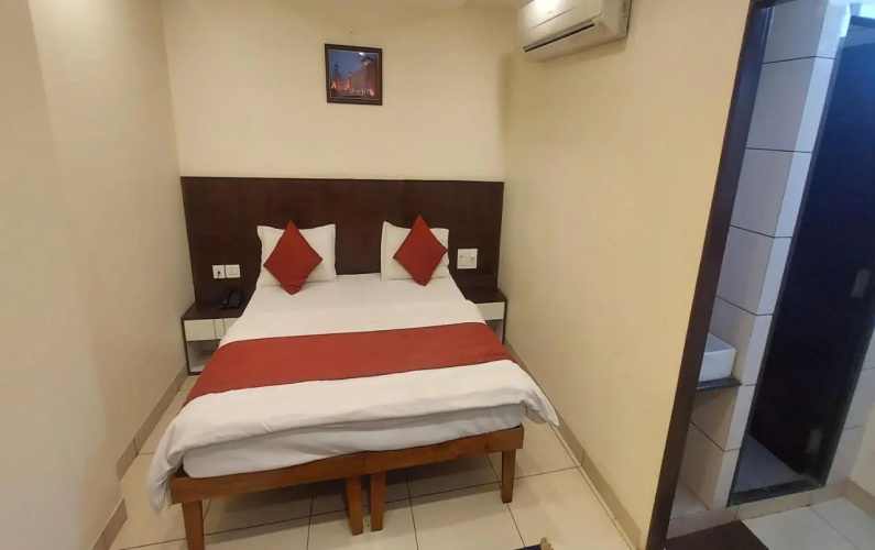 Hotel Rashika Palace