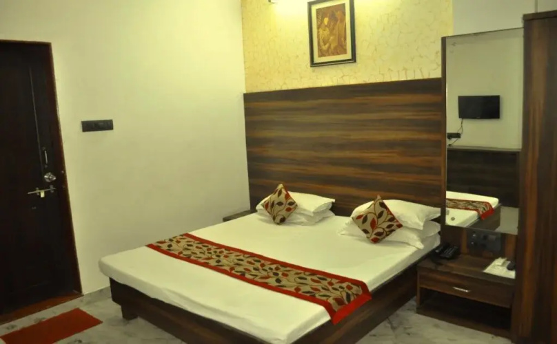 Hotel Akshat Niwas